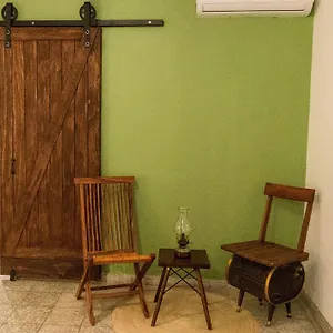 Homestay Casa De -la Abadia De San Pedro